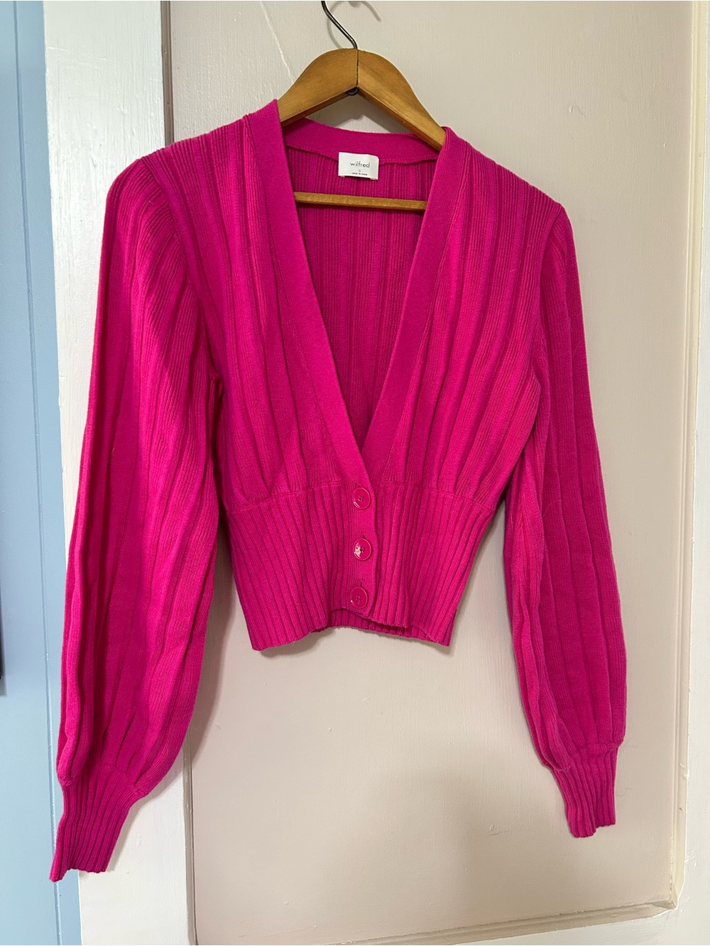 Wilfred Hot Pink Ribbed V-Neck Button-Front Sweater